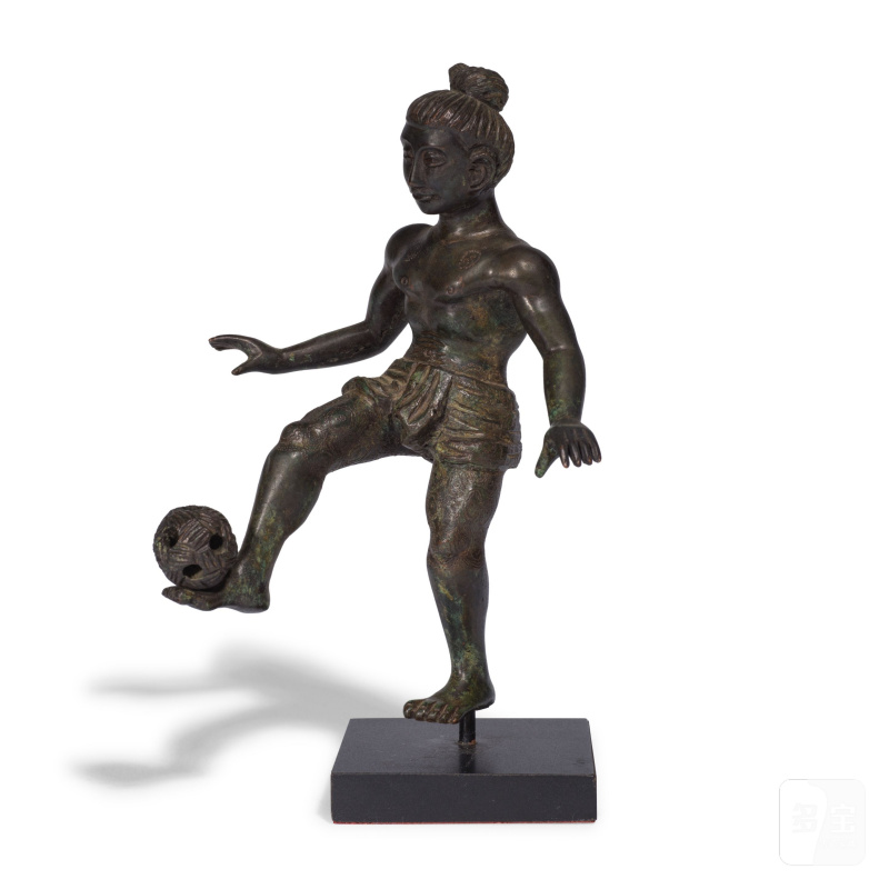 緬甸 十九世紀 銅緬甸少年踢藤球像 | STATUETTE REPRÉSENTANT UN GARÇON JOUANT AU CHINLONE EN BRONZE